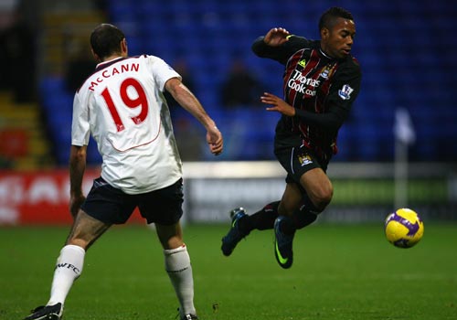 17亿韩元! 中超引进韩国主力后腰：引进费超23年中超标王!（耗资17亿韩元！中超签下韩国主力后腰，转会费超过2023年中超标王）