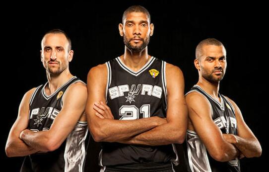 乌比格：今天球队表现非常出色，首发登场是早上教练组决定的（乌比格：球队今日发挥出色，我的首发由教练组今早拍板）